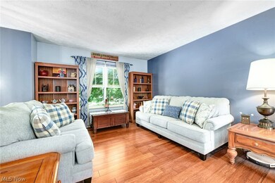 8745 Fairlane Dr, Olmsted Falls, OH 44138 - photo 4