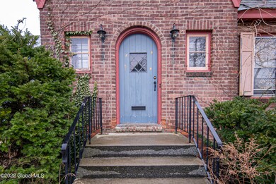 274 Whitehall Rd, Albany, NY 12209 - photo 2