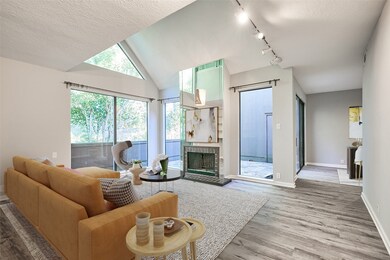 378 Litchfield Ln, Houston, TX 77024 - photo 6