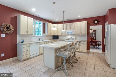 1 Greenbriar Ct, Mullica Hill, NJ 08062 - photo 4