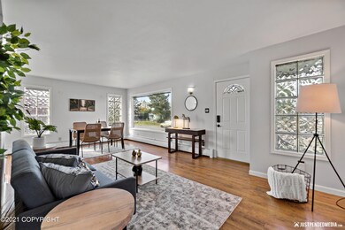 upstairs living/dining