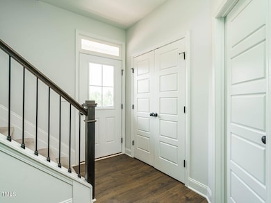 004-1280x960-foyer