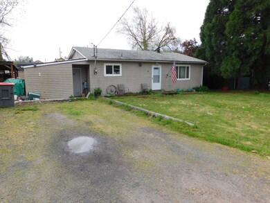 145 E 7th St, Lafayette, OR 97127 - photo 4