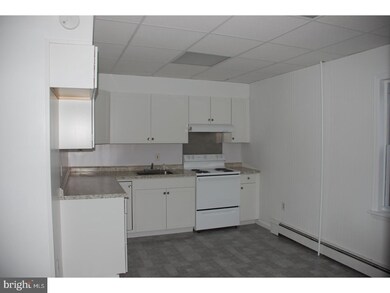 901 W Broad St, Quakertown, PA 18951 - photo 4