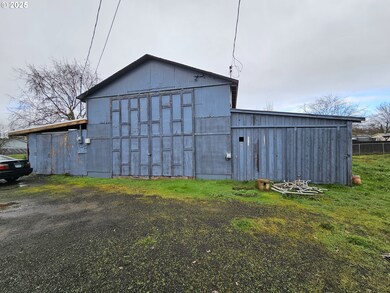 2456 Austin Rd, Roseburg, OR 97471 - photo 4