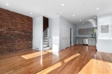 2 Woodbine St unit 2, Roxbury, MA 02119 - photo 3