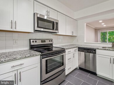 11502 Summer Oak Dr, Germantown, MD 20874 - photo 6