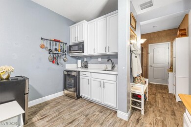 Next Gen Suite/ Casita, In Law Suite- Kitchenette