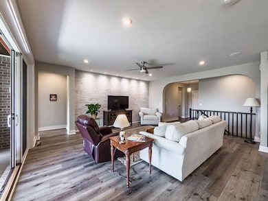 996 Mccarron Ln, Union, KY 41091 - photo 6