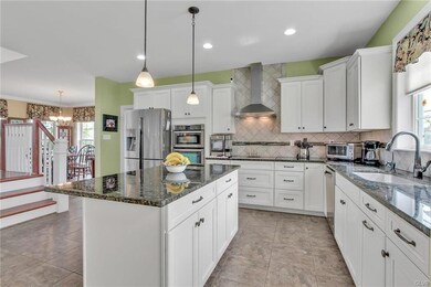 39 Avignon Ct, Penn Township, PA 19506 - photo 6