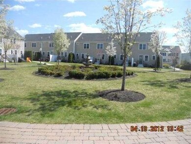 48 Boxberry Ln, Rockland, MA 02370 - photo 2