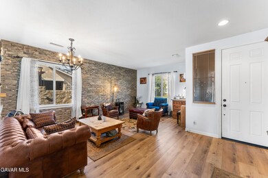 3042 San Luis Dr, Lancaster, CA 93535 - photo 6