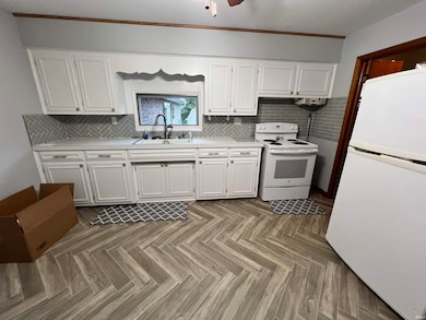 144 Pineview Dr, Vincennes, IN 47591 - photo 7