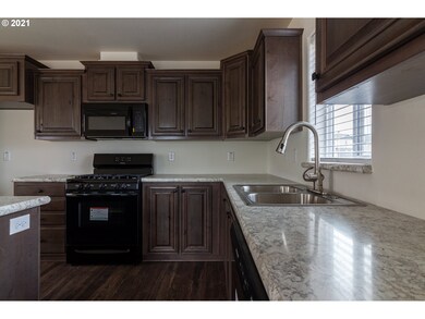 367 Marshall Loop NE, Boardman, OR 97818 - photo 7