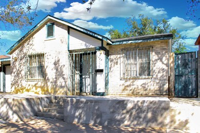 1405 Reagan Dr unit 1, Laredo, TX 78046 - photo 2