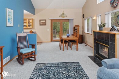 05-Living Room_DMD_6664
