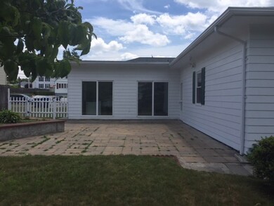 1555 Chalkstone Ave, Providence, RI 02909 - photo 4