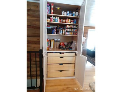 Kitchen Pantry