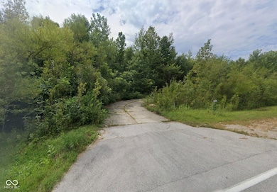 5715 Mcdaniel Rd, Terre Haute, IN 47802 - photo 2