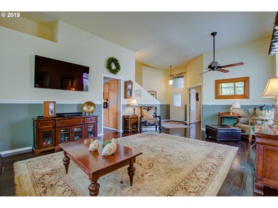Living Room/Dining Room