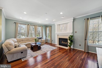 2808 Elsa Ct, Crofton, MD 21114 - photo 5