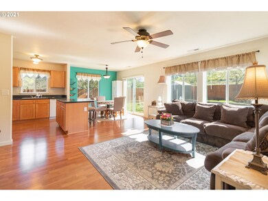 Living Room/Dining Room