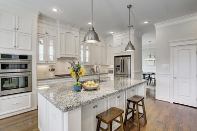 645 Rutland St, Houston, TX 77007 - photo 4