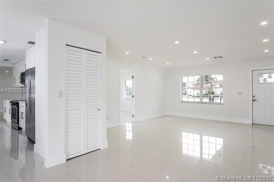 Living Room, LED recessed lighting, 24X24 Porcelai