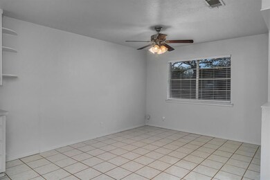 513 E Redbud Dr, Hurst, TX 76053 - photo 6