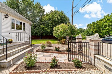 32 Geldard St, Cumberland, RI 02864 - photo 3
