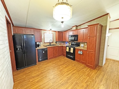 1700 E Avenue I, Alpine, TX 79830 - photo 2