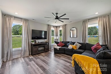 606 Elm St, Locust, NC 28097 - photo 4