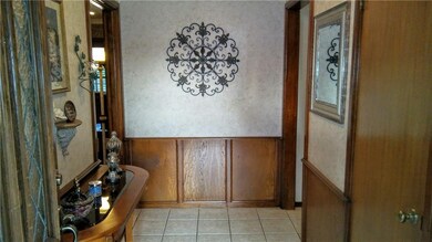 Entry Hall & Coat Closet