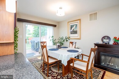 104 Pebble Rd, East Windsor, NJ 08520 - photo 6