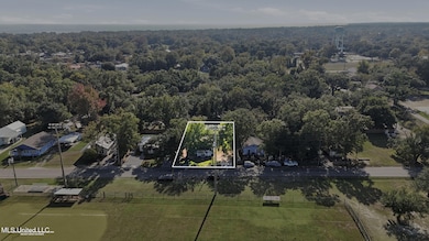 520 Bookter St, Bay Saint Louis, MS 39520 - photo 5