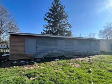 618 E Pine St, Muncie, IN 47303 - photo 3