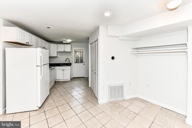 203 R St NW unit B, Washington, DC 20001 - photo 2