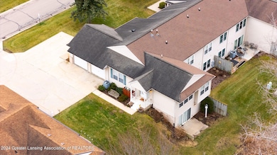 4-web-or-mls-477RedCedar04