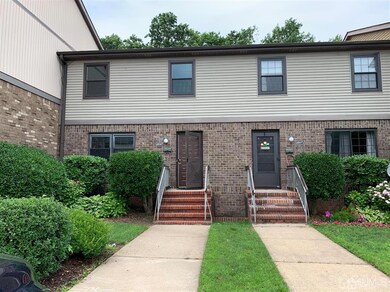 1206 Maple Hill Dr, Woodbridge, NJ 07095 - photo 2