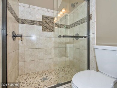 20808 Ireland Ct, Germantown, MD 20874 - photo 4