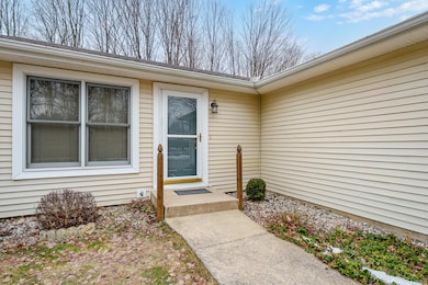 Woodsong_Way_5969_Kalamazoo_49009-33