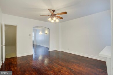 3710 Colborne Rd, Baltimore, MD 21229 - photo 7