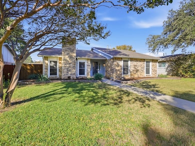 6529 Burrows Ct, Plano, TX 75023 - photo 3