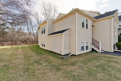 30 Lamplighter Ln, South Easton, MA 02375 - photo 2