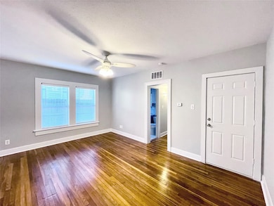 Unit offers two entries, a more often used backdoo