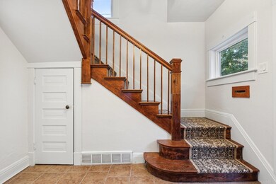 211 N Vine St, Elkhart, IN 46514 - photo 5