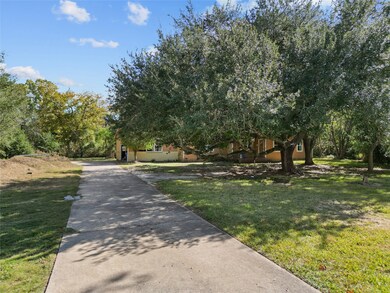 2529 Fm 646 Rd N, Santa Fe, TX 77510 - photo 4