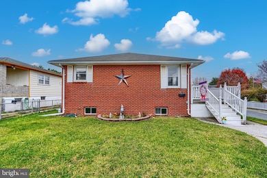 3118 Lynch Rd, Sparrows Point, MD 21219 - photo 4