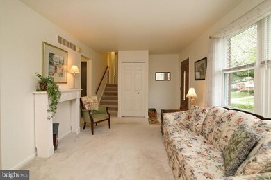 7093 Saddle Dr, Sykesville, MD 21784 - photo 3