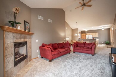 18 Blue Iris Way unit 18, Fitchburg, WI 53711 - photo 7